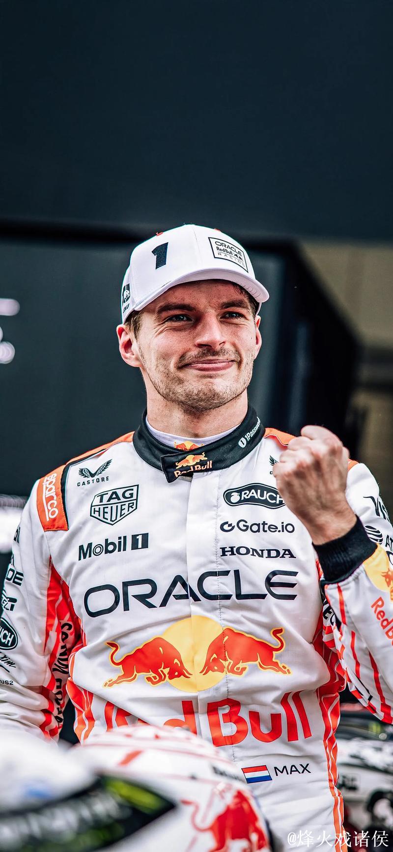 维斯塔潘日本站摘冠 诺里斯与皮亚斯特里紧随其后获二三名